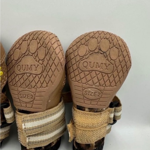 QUMY dog waterproof boots- Leopard print- Size
2 (18-27 lbs) gentle used - Picture 8 of 10